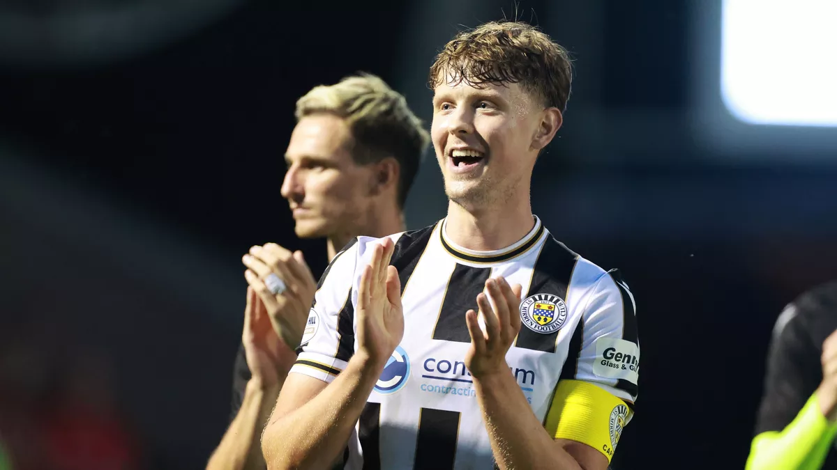 Kilmarnock resilient with ten men to secure draw against St Mirren in heated Premiership match