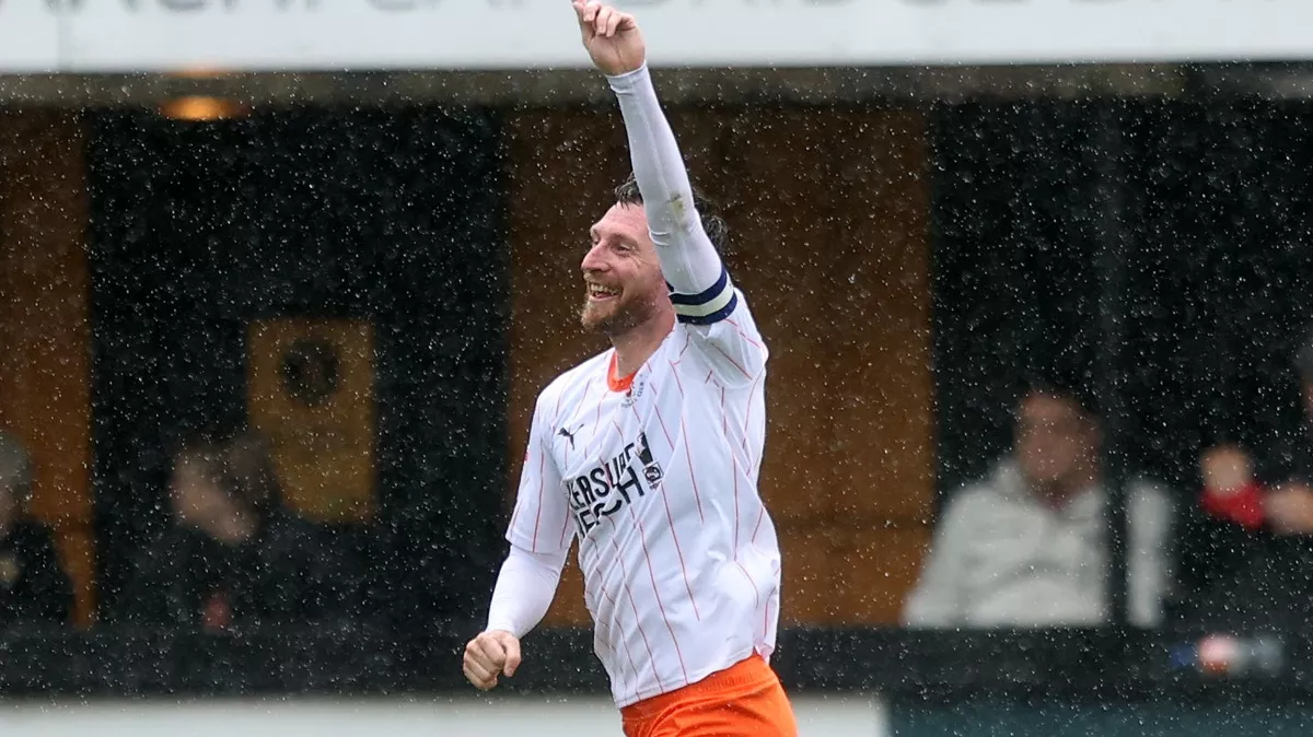 Late goal by James Husband secures debut win for Steve Bruce at Blackpool