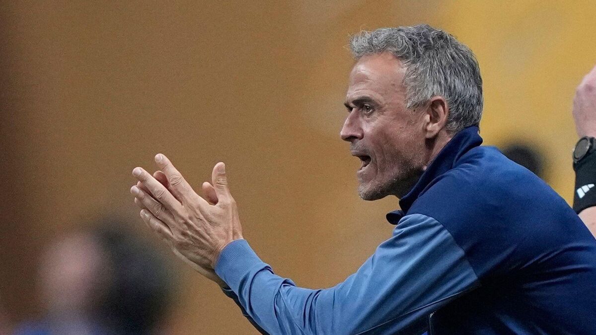 PSG, coached by Luis Enrique, will play against Real Madrid in the semi-finals.