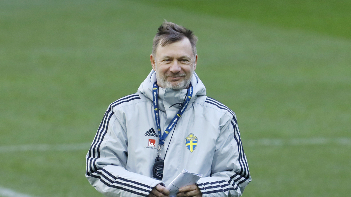 Peter Gerhardsson is stepping down as the coach of the Sweden Women's team after the European Championships.