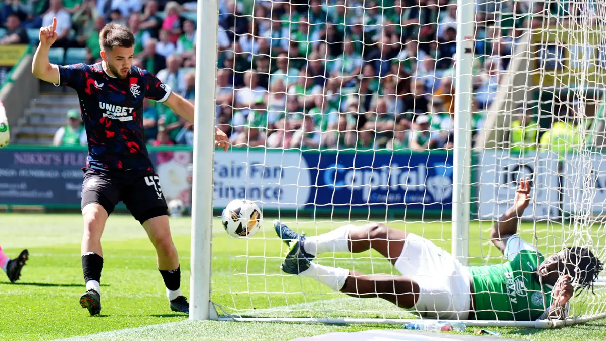 Controversial draw for Rangers as they conclude season against Hibernian