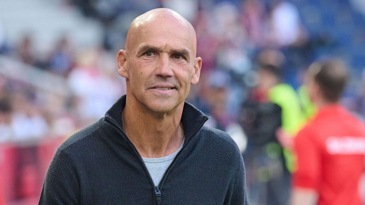 Thomas Letsch's team from Salzburg had a good start with a win, but they had fewer shots on target than Pachuca, who are considered underdogs in the group. Now, Salzburg will need to face tougher opponents in the next matches.
