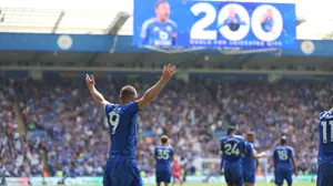 Jamie Vardy reaches milestone with 200th goal for Leicester in last match for the club