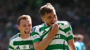 James Forrest scores decisive goal in injury time to continue Celtic's unbeaten streak and earn a draw